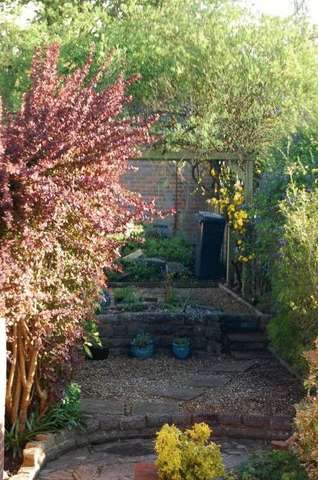  Image of 2 bedroom Detached house to rent in East Street Alresford SO24 at East Street  Alresford, SO24 9EQ