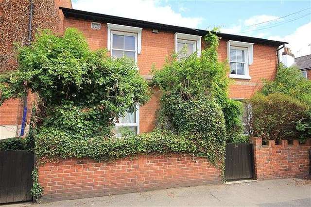  Image of 4 bedroom Detached house for sale in Baker Street Reading RG1 at Reading, RG1 7XX
