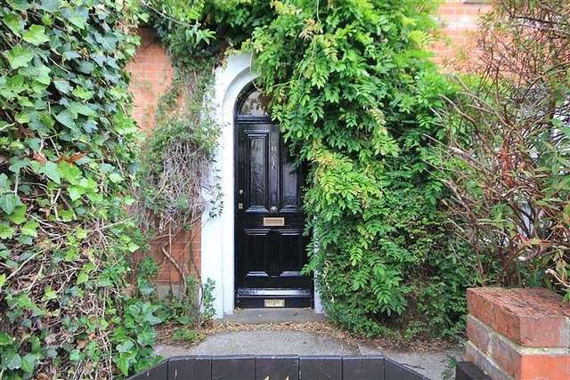  Image of 4 bedroom Detached house for sale in Baker Street Reading RG1 at Reading, RG1 7XX