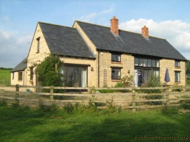  Image of 4 bedroom Barn Conversion to rent in Leckhampstead Buckingham MK18 at Leckhampstead, MK18 5NP