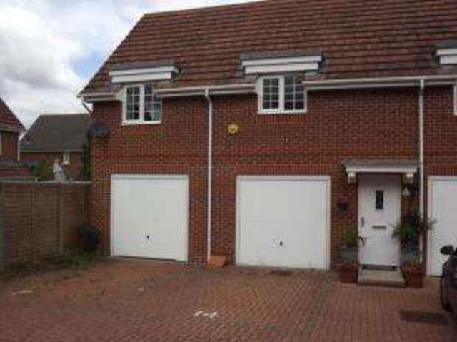  Image of 4 bedroom Semi-Detached house for sale in School Close Worting Basingstoke RG22 at Basingstoke Hampshire Kempshott, RG22 5FY