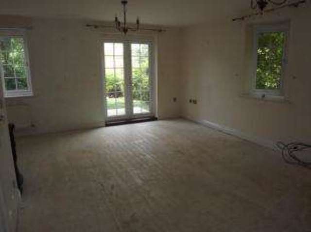 Image of 4 bedroom Semi-Detached house for sale in School Close Worting Basingstoke RG22 at Basingstoke Hampshire Kempshott, RG22 5FY