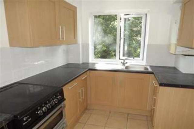  Image of 2 bedroom Flat to rent in Beachborough Road Bromley BR1 at Bromley, BR1 5RL