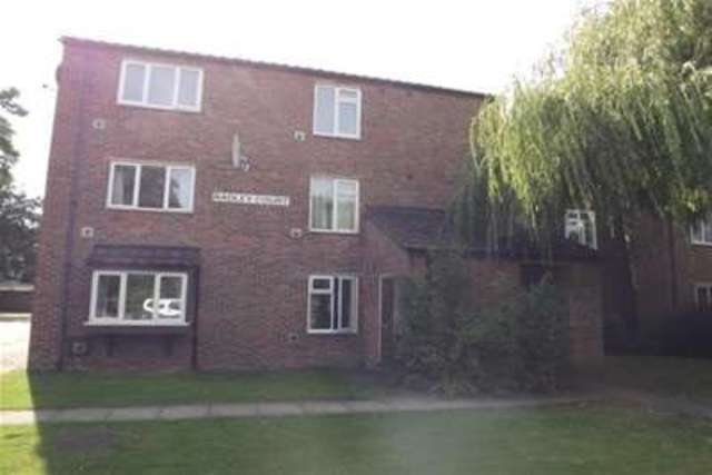  Image of 2 bedroom Flat to rent in Beachborough Road Bromley BR1 at Bromley, BR1 5RL