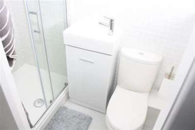  Image of 3 bedroom Flat to rent in Kenton Road Gosforth Newcastle upon Tyne NE3 at Newcastle upon Tyne, NE3 4NB