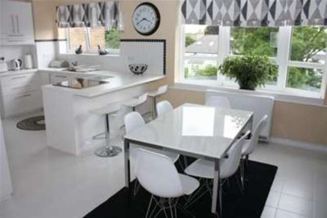  Image of 3 bedroom Flat to rent in Kenton Road Gosforth Newcastle upon Tyne NE3 at Newcastle upon Tyne, NE3 4NB