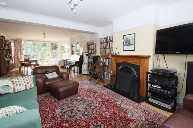  Image of 5 bedroom Semi-Detached house for sale in Beresford Drive Woodford Green IG8 at Beresford Drive  Woodford Green, IG8 0JJ