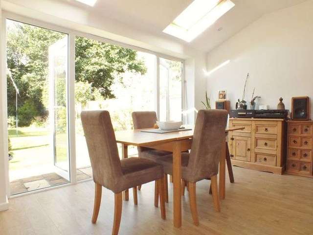  Image of 3 bedroom Semi-Detached house for sale in Bernard Close Yarnton Kidlington OX5 at Bernard Close Yarnton Kidlington, OX5 1QP