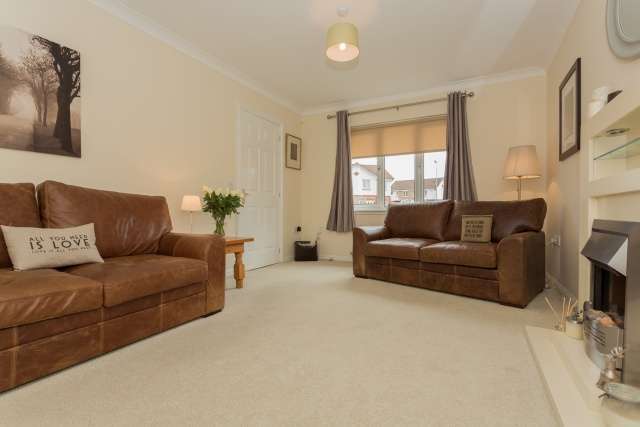  Image of 3 bedroom Detached house for sale in Birch Grove Cambuslang Glasgow G72 at Glasgow, G72 7LW