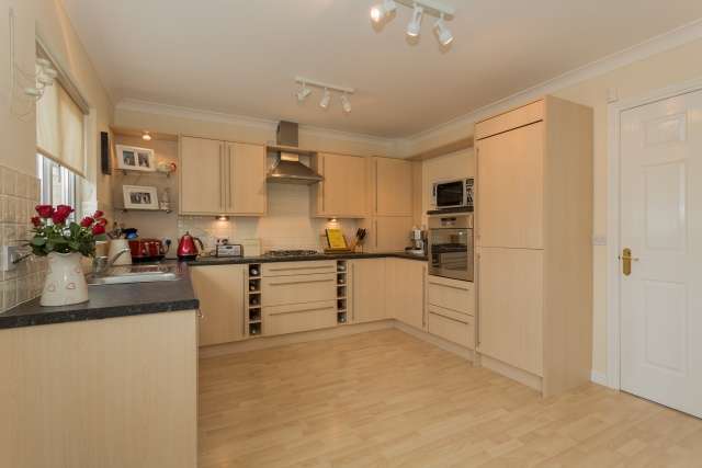  Image of 3 bedroom Detached house for sale in Birch Grove Cambuslang Glasgow G72 at Glasgow, G72 7LW