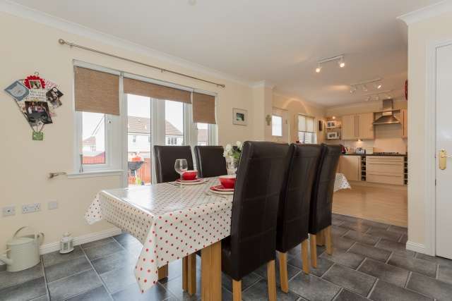  Image of 3 bedroom Detached house for sale in Birch Grove Cambuslang Glasgow G72 at Glasgow, G72 7LW