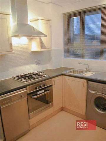 Image of 3 bedroom Flat to rent in Birkenhead Street London WC1H at Birkenhead Street  London, WC1H 8BH