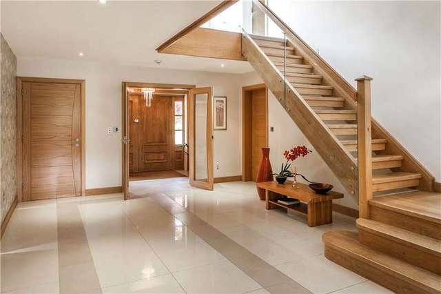  Image of 5 bedroom Detached house for sale in Blackhorse Road Hook Heath Woking GU22 at Worplesdon Mayford, GU22 0QT