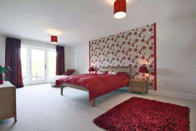  Image of 5 bedroom Detached house for sale in Blackhorse Road Hook Heath Woking GU22 at Worplesdon Mayford, GU22 0QT