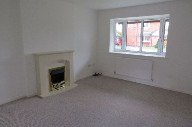  Image of 3 bedroom Semi-Detached house to rent in Blackthorn Drive Syston Leicester LE7 at Blackthorn Drive  Leicester, LE7 1YT
