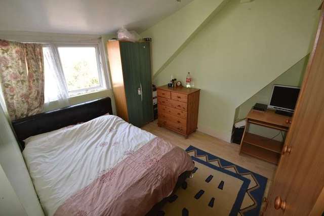  Image of 3 bedroom Flat for sale in Bohemia Road St. Leonards-on-Sea TN37 at St Leonards, TN37 6RB