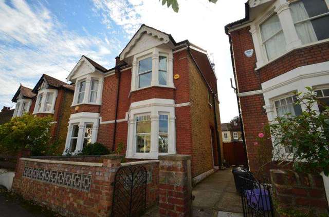  Image of 4 bedroom Detached house to rent in Bournemouth Road London SW19 at London  South Wimbledon, SW19 3AR
