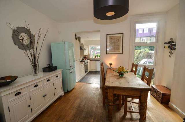  Image of 4 bedroom Detached house to rent in Bournemouth Road London SW19 at London  South Wimbledon, SW19 3AR