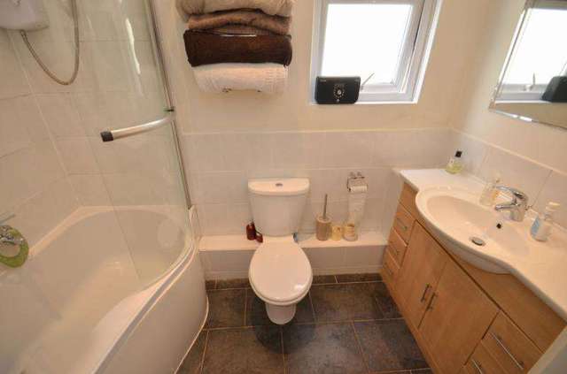  Image of 4 bedroom Detached house to rent in Bournemouth Road London SW19 at London  South Wimbledon, SW19 3AR