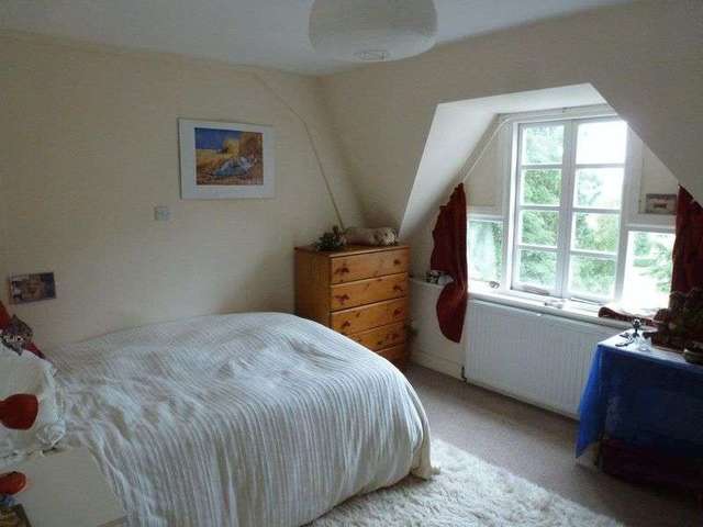 Image of 2 bedroom Flat for sale in Devon House Drive Bovey Tracey Newton Abbot TQ13 at Devon House Drive Bovey Tracey Newton Abbot, TQ13 9HB