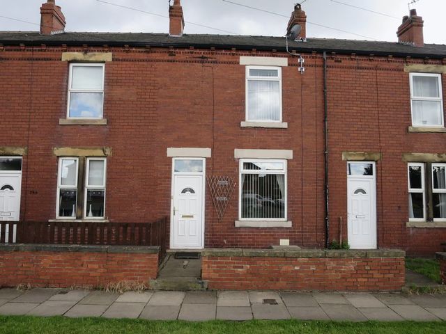  Image of 2 bedroom Terraced house to rent in Bradford Road East Ardsley Wakefield WF3 at Bradford Road East Ardsley Wakefield, WF3 2DJ