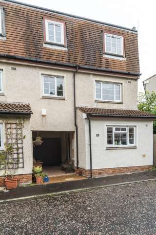  Image of 4 bedroom End of Terrace for sale in Braehead Avenue Edinburgh EH4 at Edinburgh, EH4 6QN