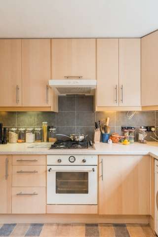 Image of 4 bedroom End of Terrace for sale in Braehead Avenue Edinburgh EH4 at Edinburgh, EH4 6QN