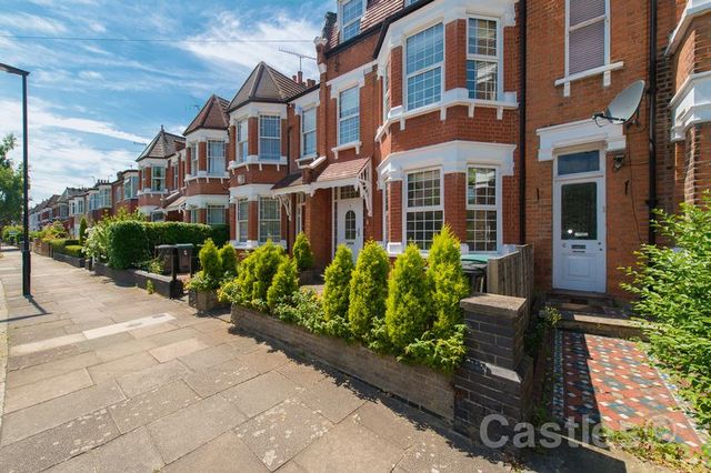  Image of 5 bedroom Terraced house for sale in Braemar Avenue London N22 at Braemar Avenue Wood Green London, N22 7BY