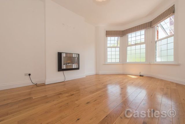  Image of 5 bedroom Terraced house for sale in Braemar Avenue London N22 at Braemar Avenue Wood Green London, N22 7BY