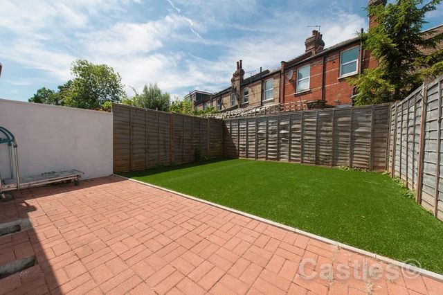  Image of 5 bedroom Terraced house for sale in Braemar Avenue London N22 at Braemar Avenue Wood Green London, N22 7BY
