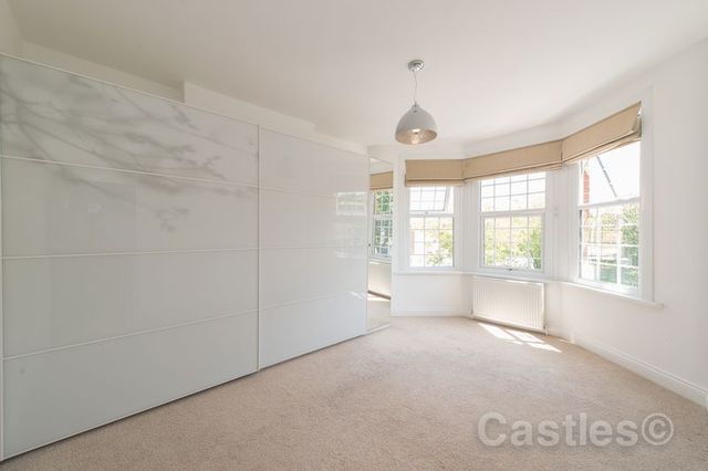  Image of 5 bedroom Terraced house for sale in Braemar Avenue London N22 at Braemar Avenue Wood Green London, N22 7BY
