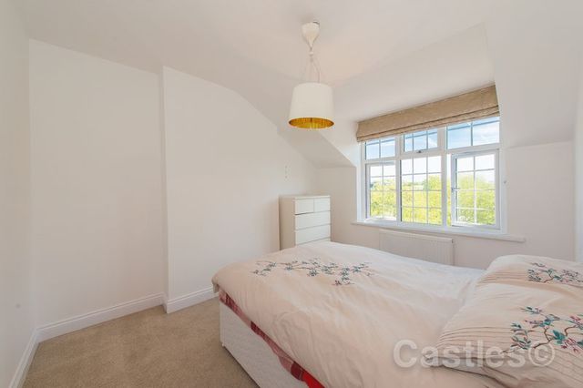  Image of 5 bedroom Terraced house for sale in Braemar Avenue London N22 at Braemar Avenue Wood Green London, N22 7BY