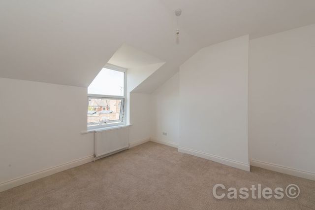  Image of 5 bedroom Terraced house for sale in Braemar Avenue London N22 at Braemar Avenue Wood Green London, N22 7BY