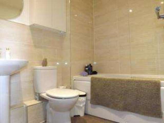  Image of Semi-Detached house for sale in Bramley Road Aylesbury HP18 at Aylesbury Buckinghamshire Upper Winchendon, HP18 0FT