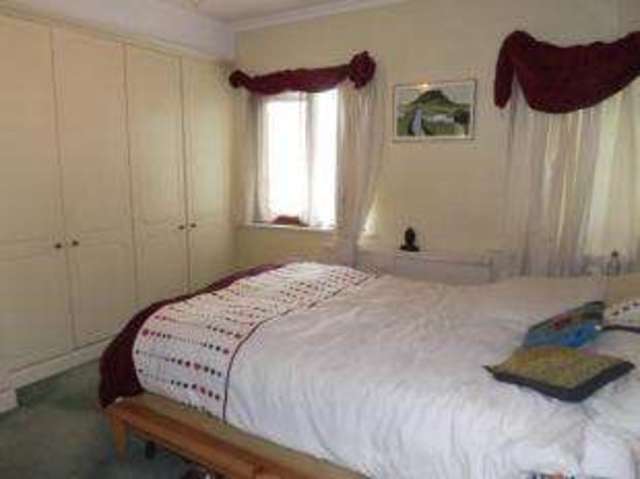  Image of 3 bedroom Semi-Detached house for sale in Costead Manor Road Brentwood CM14 at Brentwood Essex Brentwood, CM14 4YN