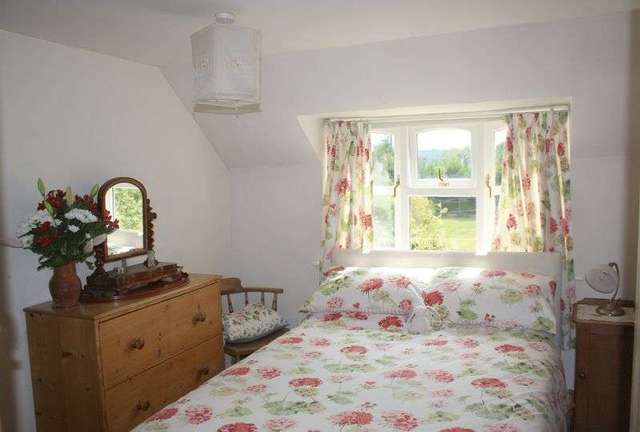  Image of 3 bedroom Property for sale in Bridge Street Lower Moor Pershore WR10 at Bridge Street Lower Moor Pershore, WR10 2PL