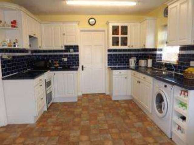  Image of 3 bedroom End of Terrace for sale in Rhode Lane Bridgwater TA6 at Bridgwater Somerset Bridgewater, TA6 6HT