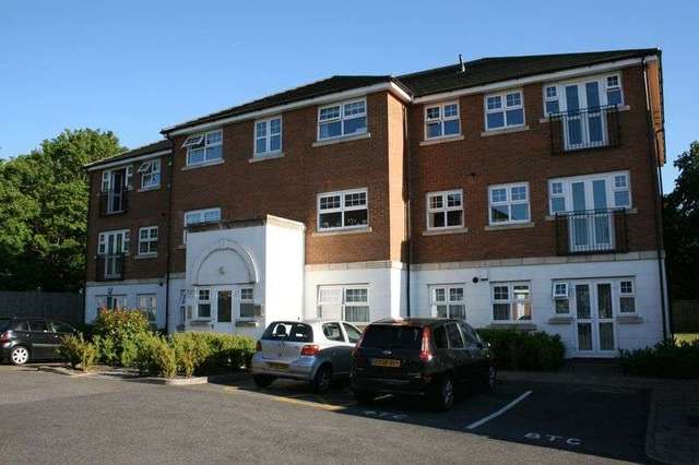  Image of 2 bedroom Flat to rent in Bressay Drive London NW7 at 3 Bressay Drive  Mill Hill, NW7 2AZ