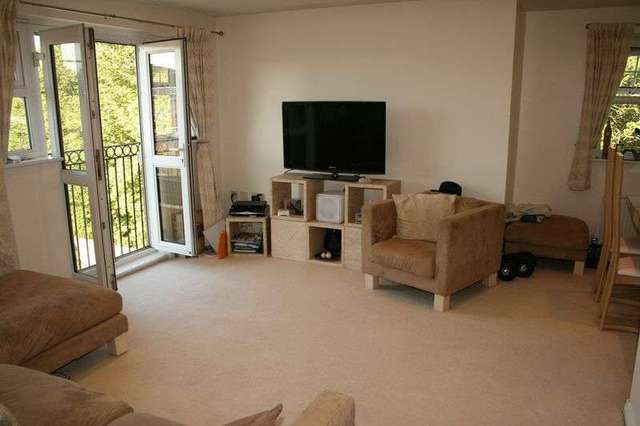  Image of 2 bedroom Flat to rent in Bressay Drive London NW7 at 3 Bressay Drive  Mill Hill, NW7 2AZ
