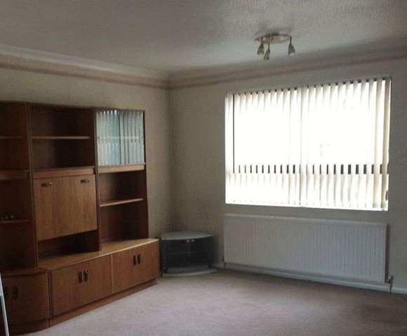  Image of 2 bedroom Flat for sale in Weston Lodge Bristol Road Lower Weston-super-Mare BS23 at Bristol Road Lower  Weston-super-Mare, BS23 2PJ