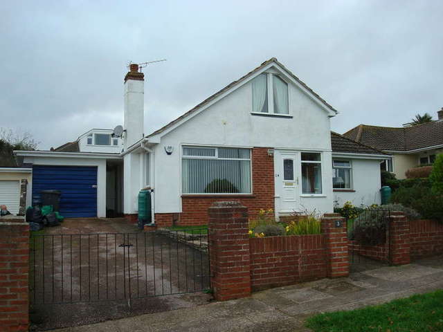  Image of 4 bedroom Detached house to rent in Broadstone Park Road Torquay TQ2 at Livermead Torquay Devon, TQ2 6TY