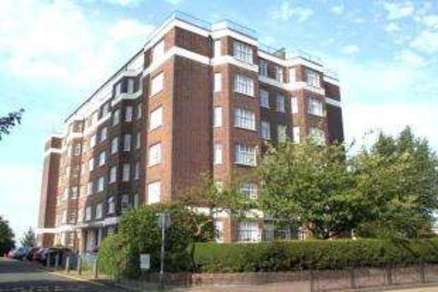  Image of 2 bedroom Flat for sale in Broadway West Leigh-on-Sea SS9 at Broadway West Leigh-On-Sea Leigh-on-Sea, SS9 2BP