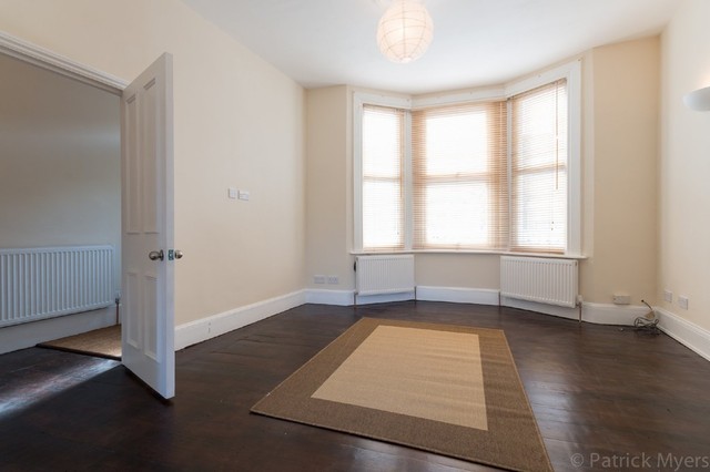  Image of 3 bedroom Terraced house to rent in Brookdale Road London SE6 at Brookdale Road Catford London, SE6 4JP