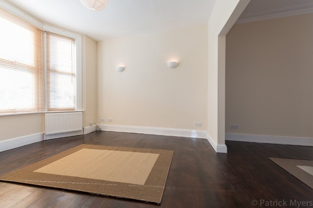  Image of 3 bedroom Terraced house to rent in Brookdale Road London SE6 at Brookdale Road Catford London, SE6 4JP