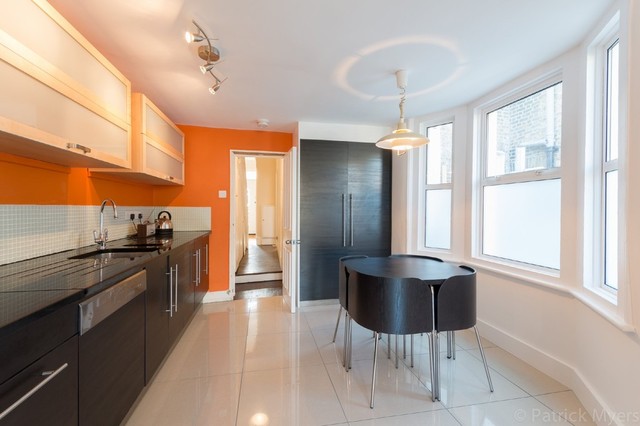  Image of 3 bedroom Terraced house to rent in Brookdale Road London SE6 at Brookdale Road Catford London, SE6 4JP