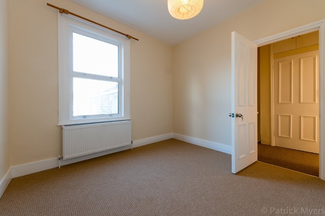  Image of 3 bedroom Terraced house to rent in Brookdale Road London SE6 at Brookdale Road Catford London, SE6 4JP
