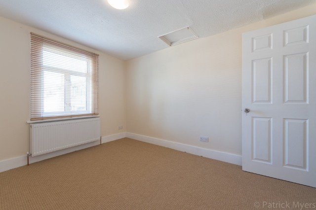  Image of 3 bedroom Terraced house to rent in Brookdale Road London SE6 at Brookdale Road Catford London, SE6 4JP