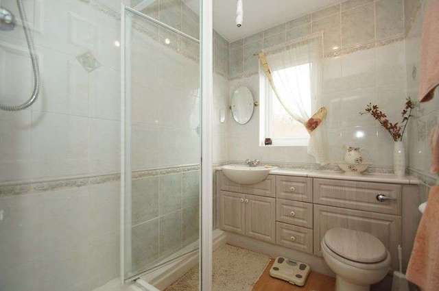  Image of 4 bedroom Detached house for sale in Brookfield Close Hunt End Redditch B97 at Brookfield Close Hunt End Redditch, B97 5LL
