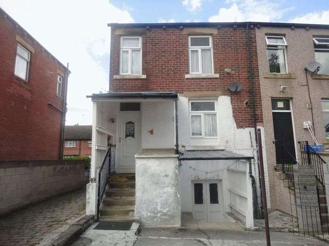  Image of 3 bedroom Property for sale in Broomer Street Ravensthorpe Dewsbury WF13 at Broomer Street  Dewsbury, WF13 3DF