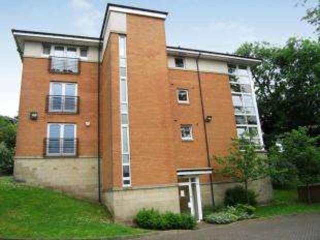  Image of 2 bedroom Flat for sale in Broompark Circus Dennistoun Glasgow G31 at Dennistoun Glasgow Glasgow, G31 2JF